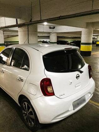 NISSAN MARCH 1.6 SL 16V FLEXSTART 4P XTRONIC NISSAN MARCH 1.6 SL 16V FLEXSTART 4P XTRONIC